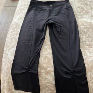 Lululemon Capri Workout Pants